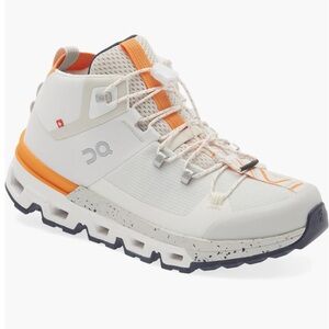 On Cloudtrax Water Repellent Hiking Boots/Shoe | Frost White